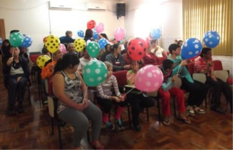 Escola Cantinho do Amor - APAE é homenageada por grupos do CRAS